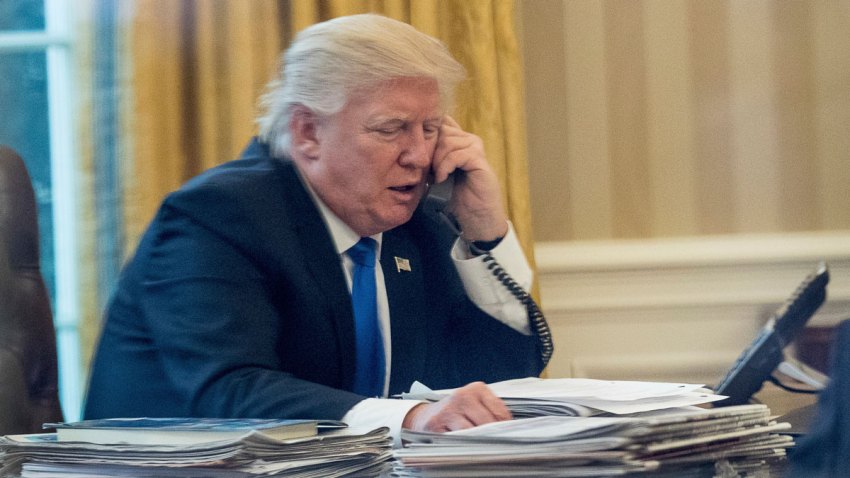 trumpinovalofficer