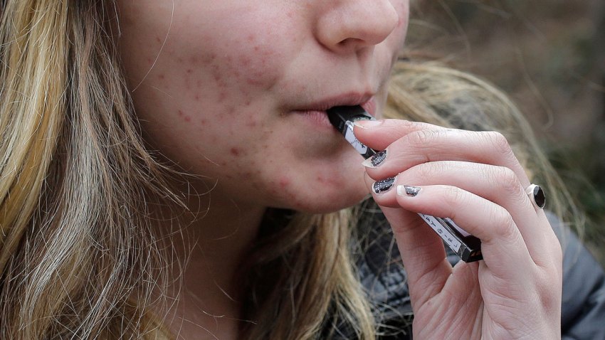 Teens Vaping