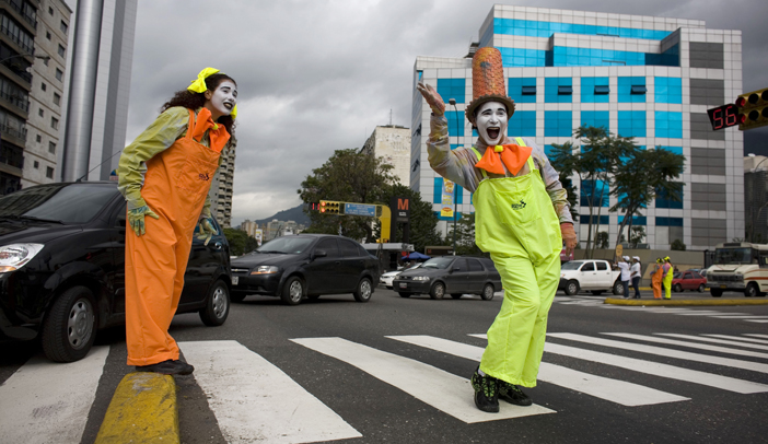 Venezuela Traffic Mimes