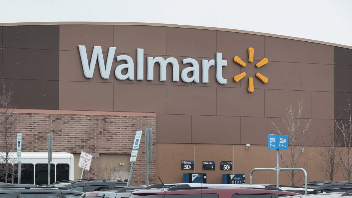 Police Shoot, Kill Man Who Injured 1 After Opening Fire at Evansville Walmart – NBC New York - Vimarsana News