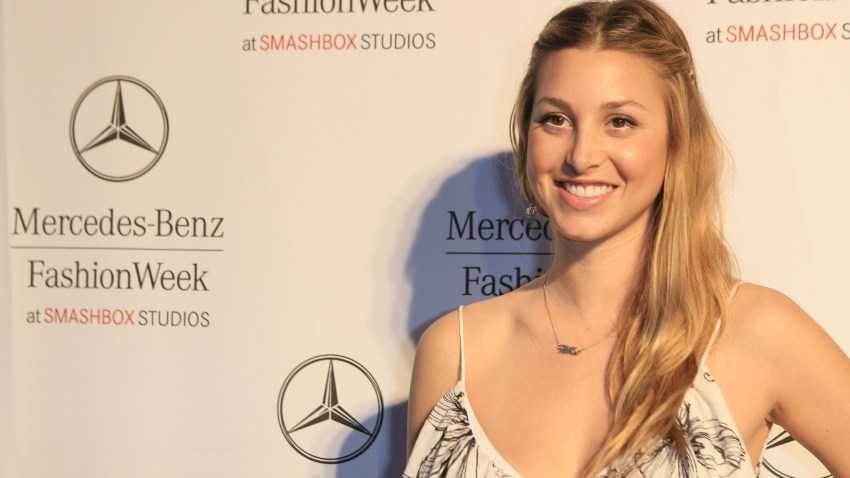 020409 Whitney Port
