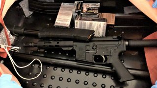 Assault Rifle found in Newark Airport