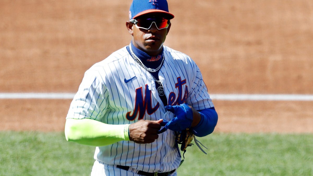 Mets OF Yoenis Cespedes Fractures Ankle on Ranch - Stadium