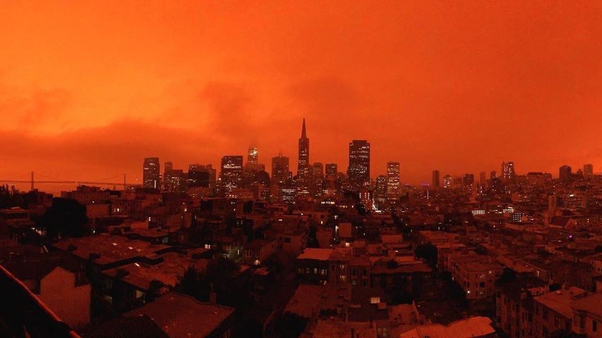 photos-bay-area-sky-turns-orange-and-yellow-as-smoke-blankets-region