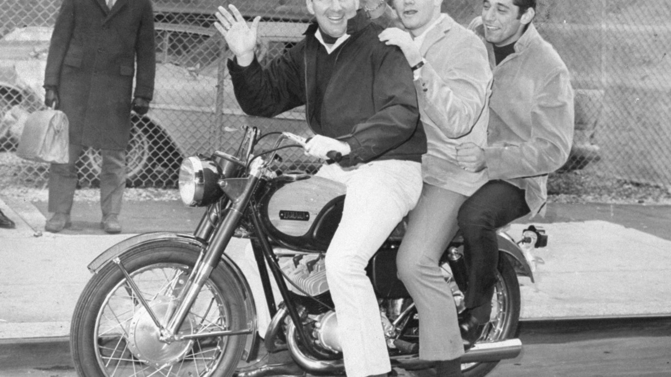 Bill Mathis, Original Member of Jets Franchise, Dies at 81 – NBC New York