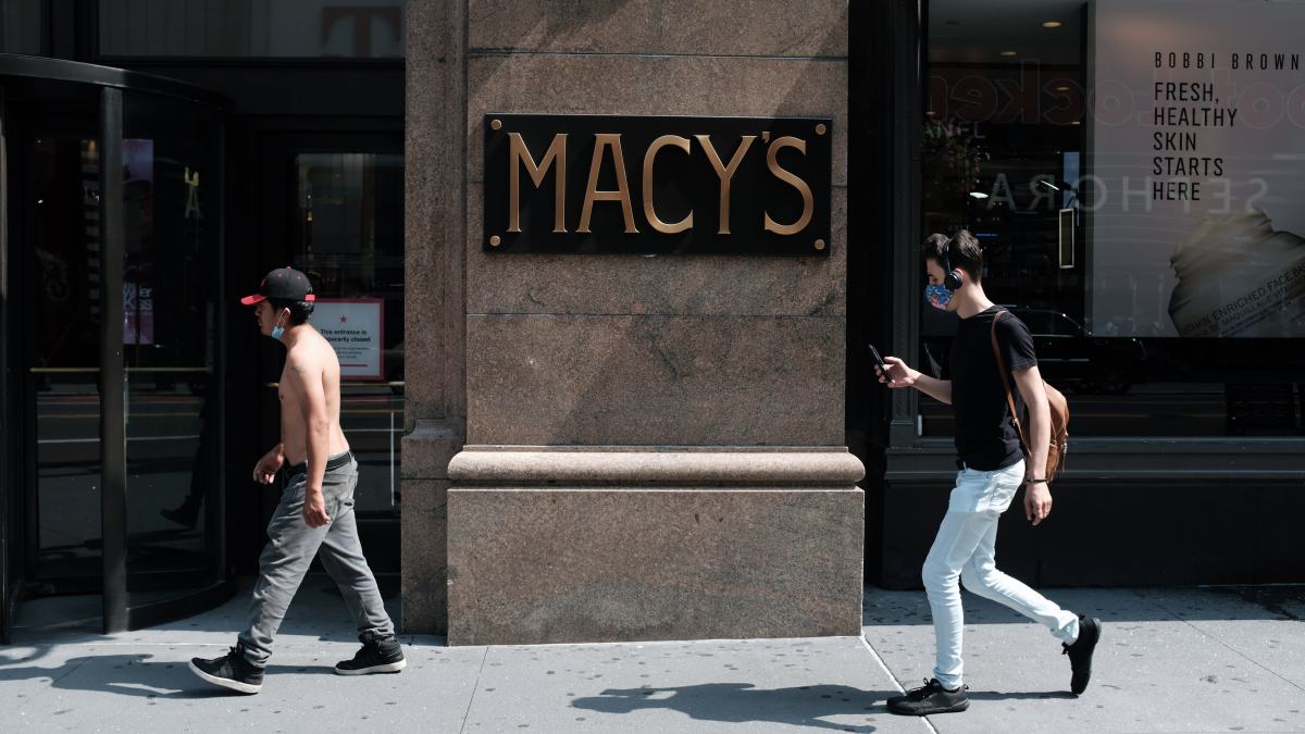 Macy’s Same-Store Sales Fall 20%, as Department Stores Fall Out of Favor With Shoppers During ...