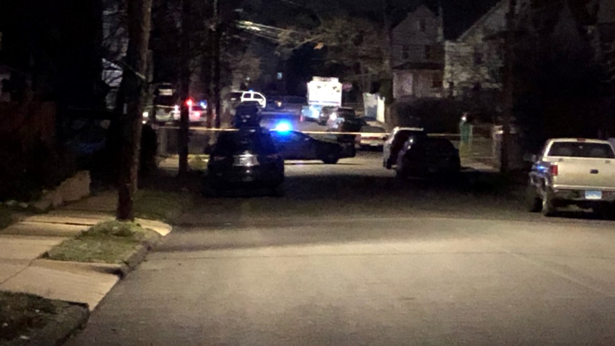 Officer Shoots Armed Man in Hartford, Conn.: Police – NBC New York