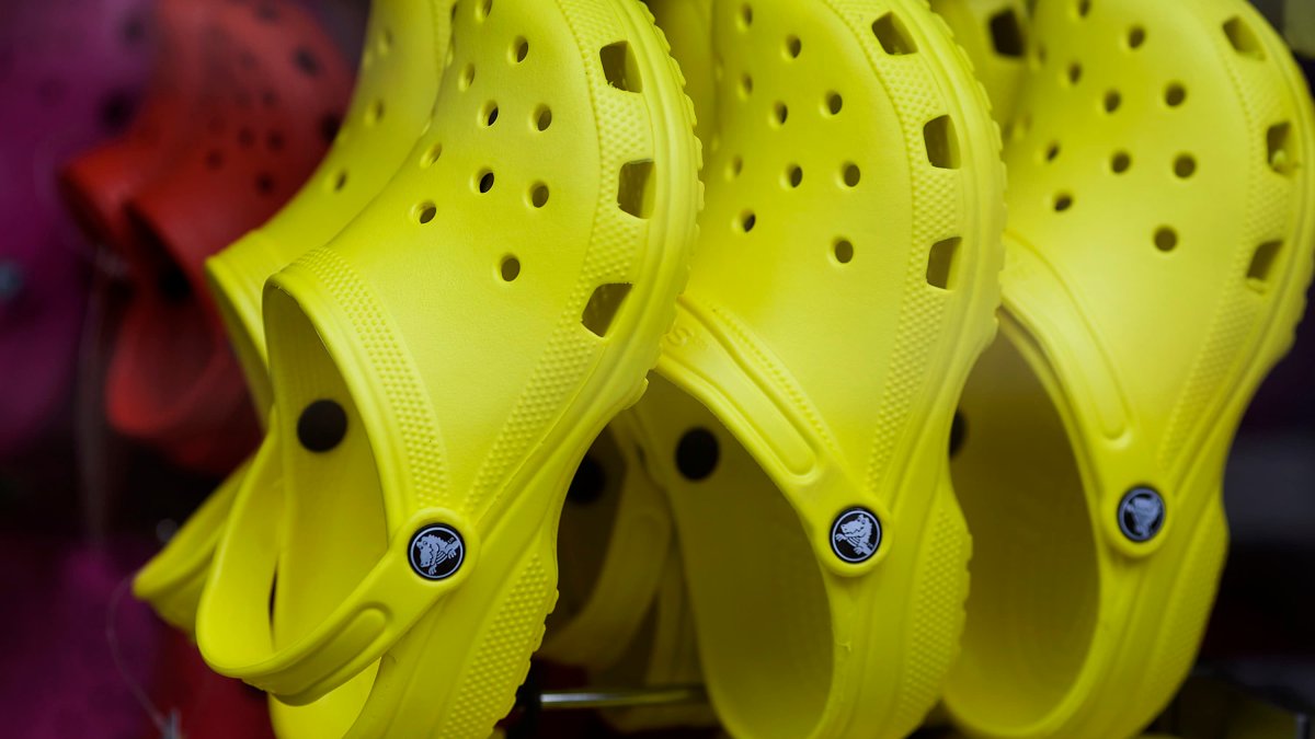 Crocs CEO Defends $2.5 Billion Hey Dude Acquisition as Shares Tumble - Vimarsana News
