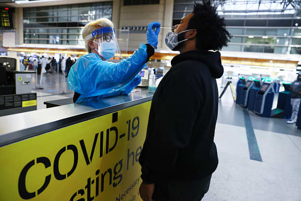 Airlines Push Back on Potential COVID Testing for Domestic Flights - Vimarsana News