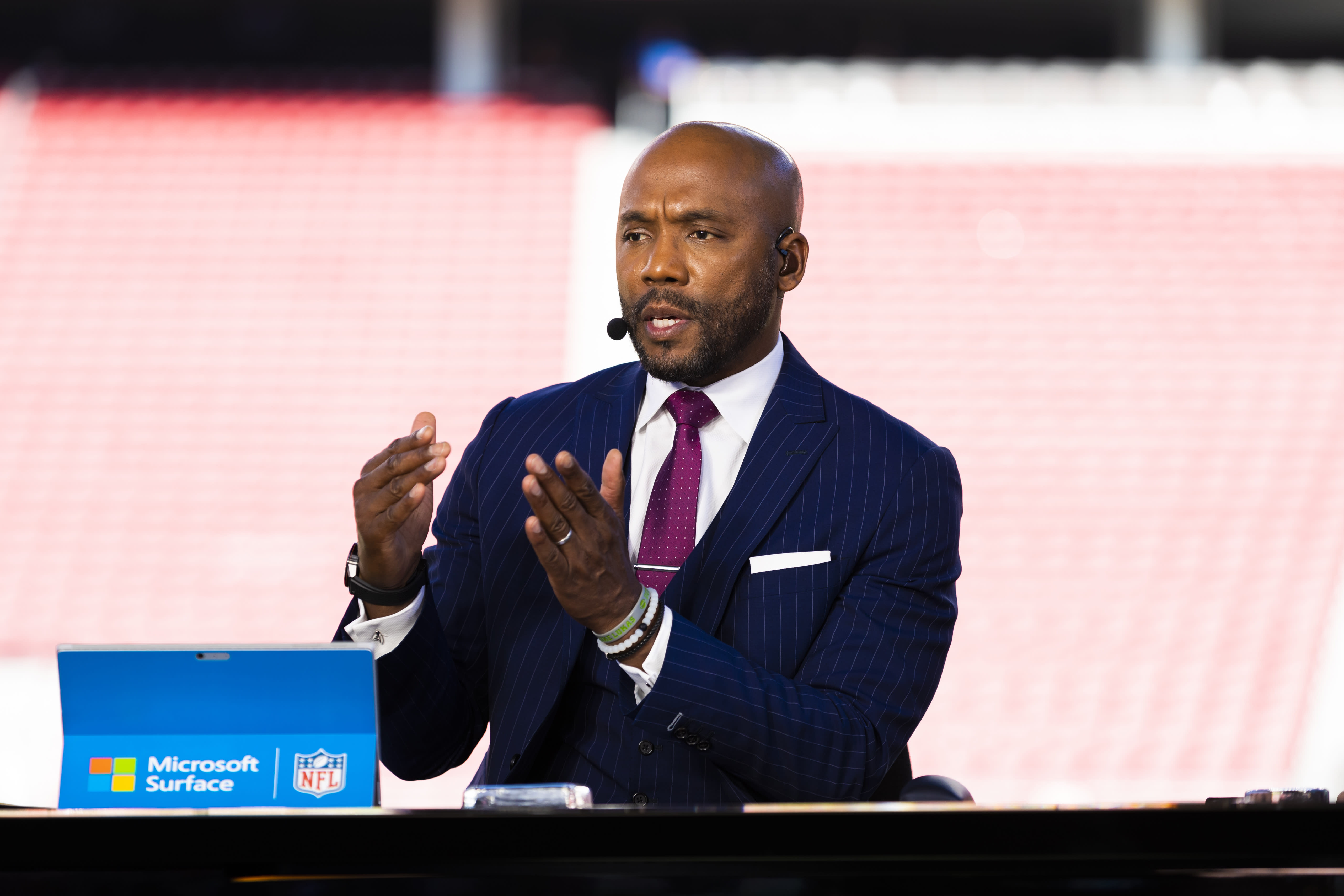 After a Season of Small Steps, NFL Owners Can Now Prove They Take Diversity Seriously - Vimarsana News