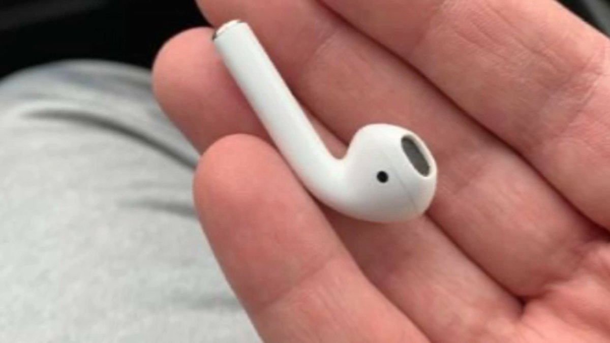 Massachusetts Man Undergoes Surgery to Remove Swallowed AirPod NBC New York