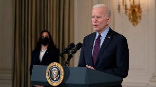 WASHINGTON, DC - FEBRUARY 05: U.S. President Joe Biden delivers remarks on the national economy and the need for his administration's proposed $1.9 trillion coronavirus relief legislation with Vice President Kamala Harris in the State Dining Room at the White House on February 05, 2021 in Washington, DC. Biden hosted lawmakers from both parties at the White House this week in an effort to push his pandemic relief plan forward.