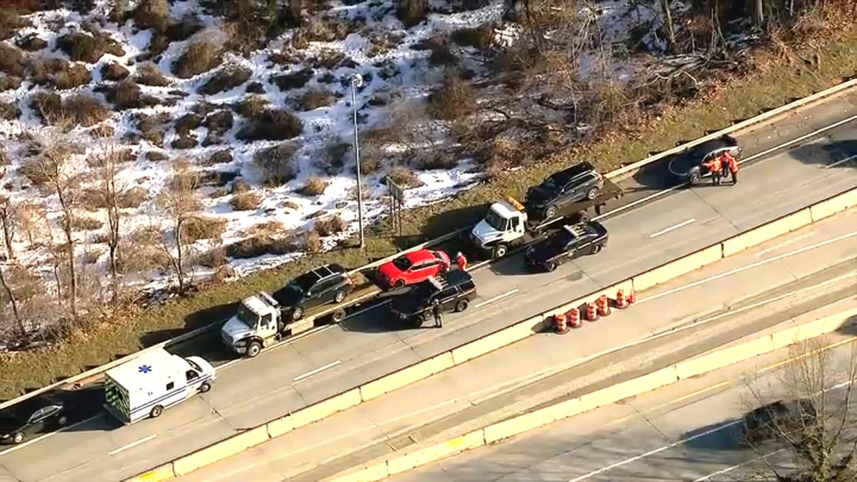 19-Car Wreck on I-95 Sends 2 People to Hospital, Causes 9-Mile Traffic ...