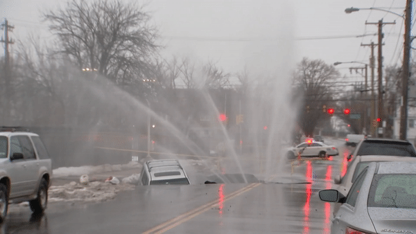 Sinkhole Swallows Car In Philadelphia Gets Worse Due To Water Main Break Nbc New York Sinkhole Swallows Car In Philadelphia Gets Worse Due To Water Main Break Nbc New York