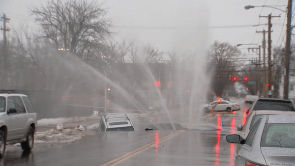 Sinkhole Swallows Car In Philadelphia Gets Worse Due To Water Main Break Nbc New York