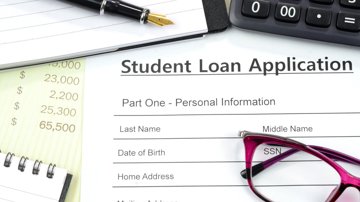 Biden Forgives Student Loan Debt – Here's Who Qualifies and How – NBC New York - Vimarsana News