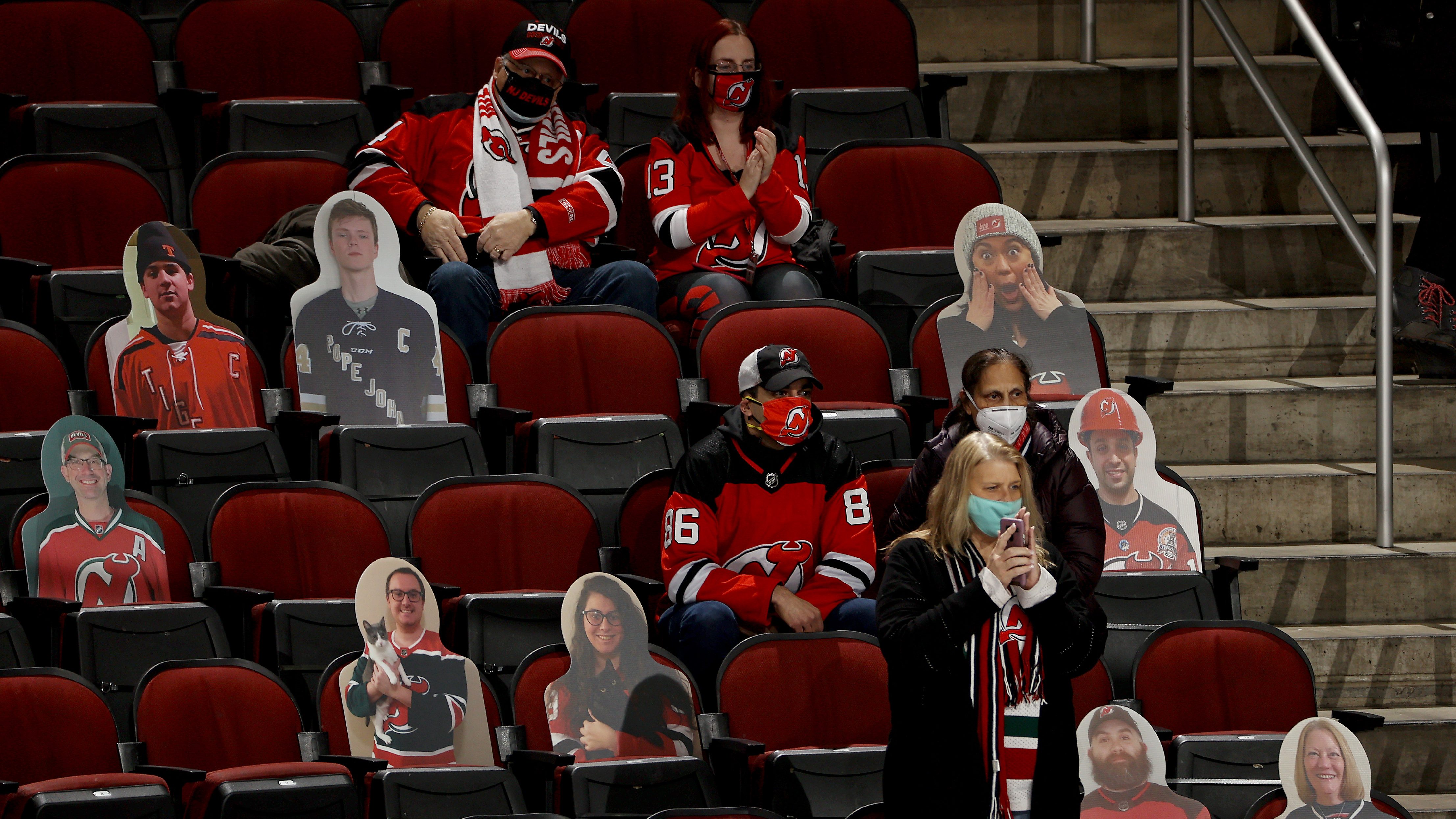 NJ COVID Update: New Jersey Devils fans return to Prudential