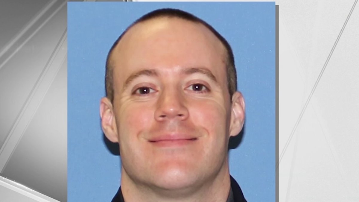 LI Police Officer Clings to Life, In Coma After Getting Stabbed by ...