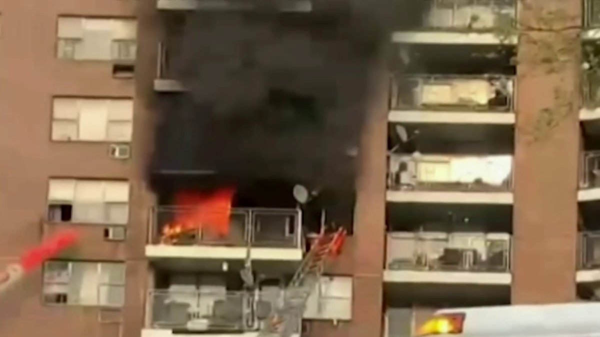 8YearOld Girl Leaps From 6thFloor Balcony to Escape Fire in NYC High