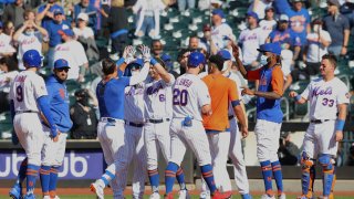 Members of the New York Mets celebrate
