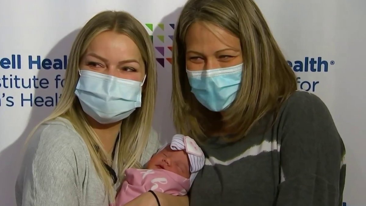 Surrogacy Gives Long Island Sisters Special Bond Nbc New York