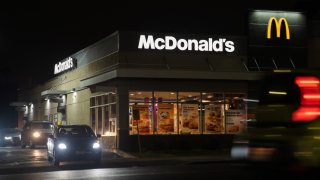 Drive-thru customers at a McDonald's restaurant on Sunset Boulevard in the Silver Lake neighborhood of Los Angeles, California, U.S., on Thursday, May 6, 2021.