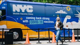 nyc mobile vaccine bus