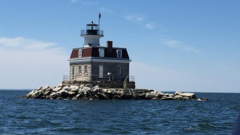 This Historic Connecticut Lighthouse Is Going Up For Auction NBC New York