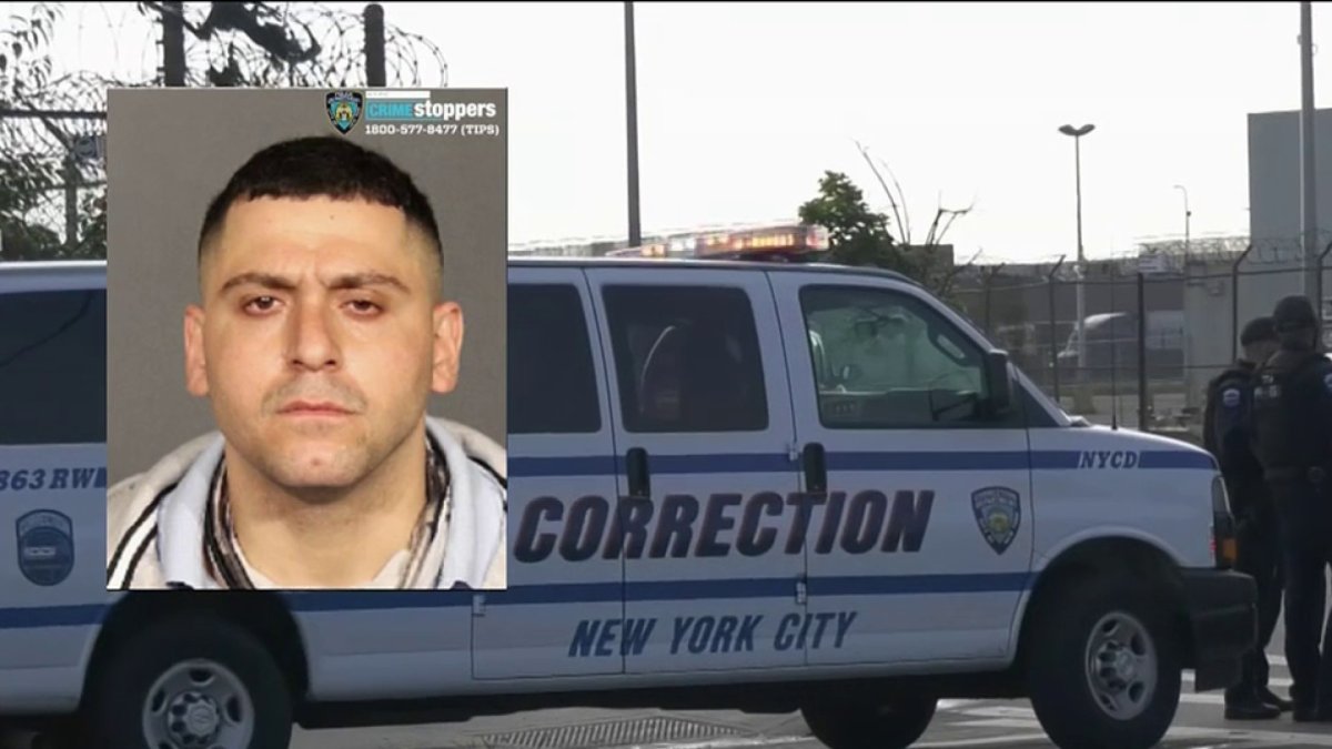 Search For Escaped Inmate From Bronx Barge Jail Nbc New York