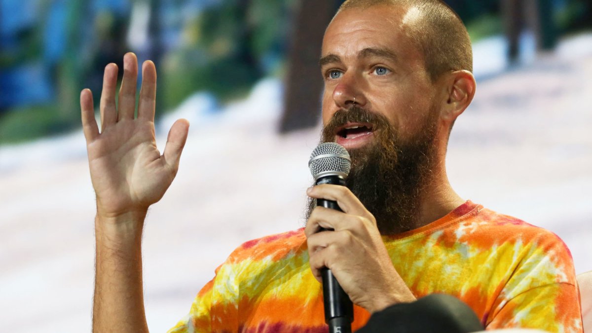 Jack Dorsey Says Elon Musk Is the 'Singular Solution I Trust' to Run Twitter – NBC New York - Vimarsana News