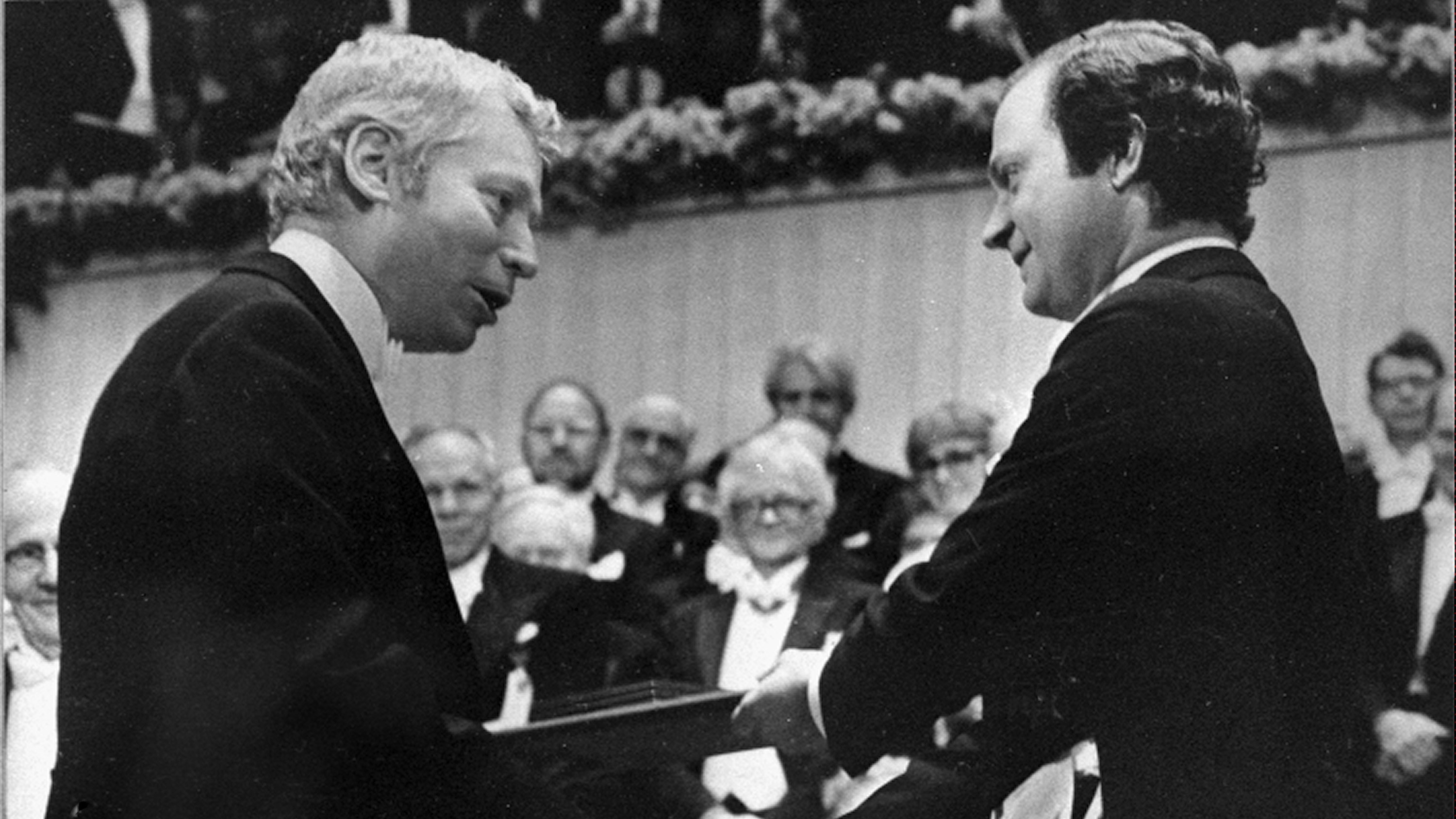 Nobel Prize-Winning Physicist Steven Weinberg Dies at 88 - Vimarsana News