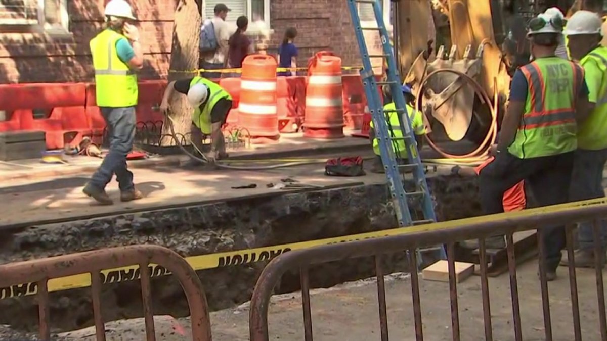 Sinkhole Swallows Up Huge Part of Upper East Side Street; Second NYC