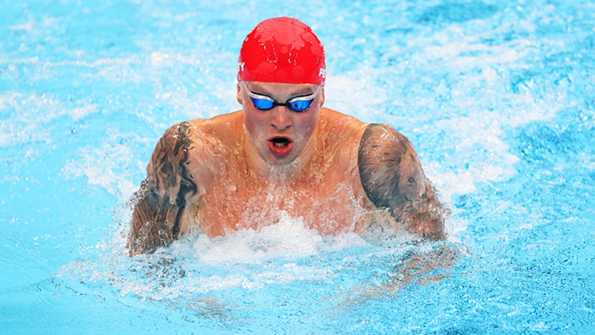 Adam Peaty Wins Gold in Men’s 100m Breaststroke, Michael Andrew