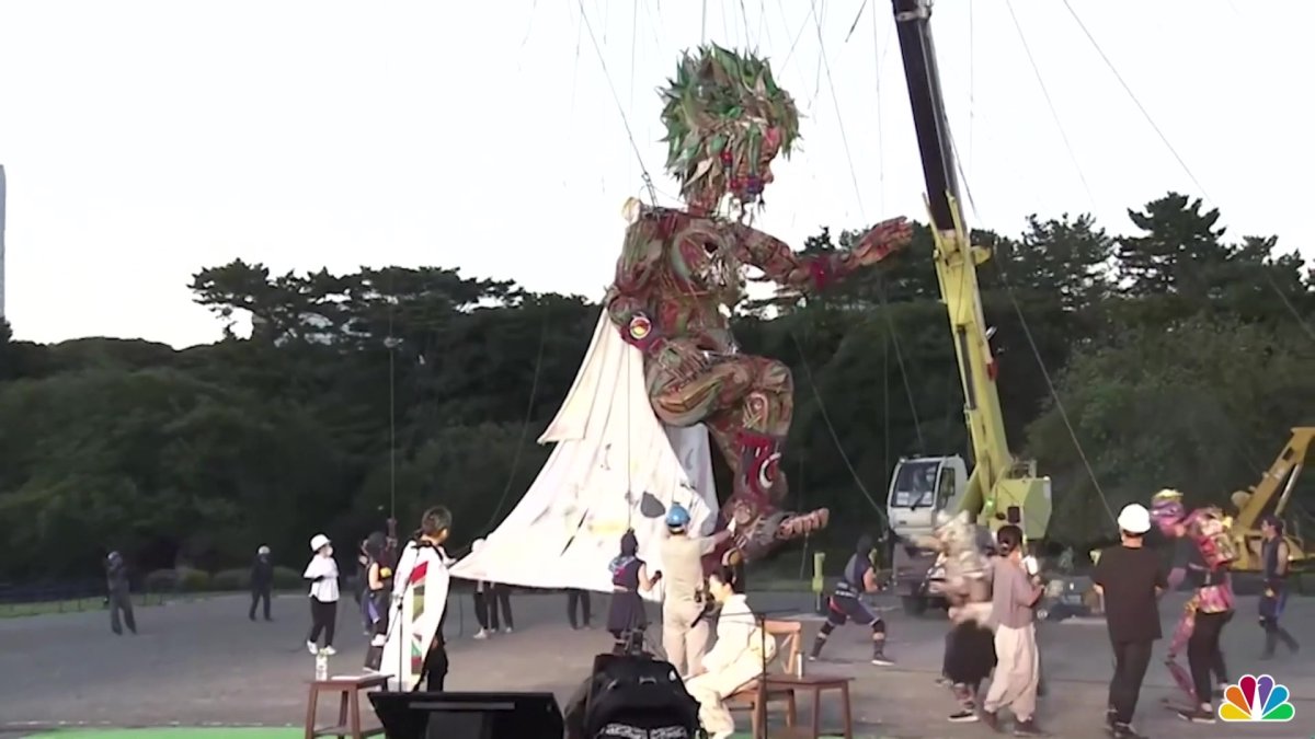 WATCH Giant Puppet Dancing Around Tokyo to Promote Olympics NBC New York