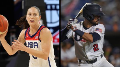 Team Usa Selects Flag Bearers Eddy Alvarez Sue Bird Receive The Honor Nbc New York