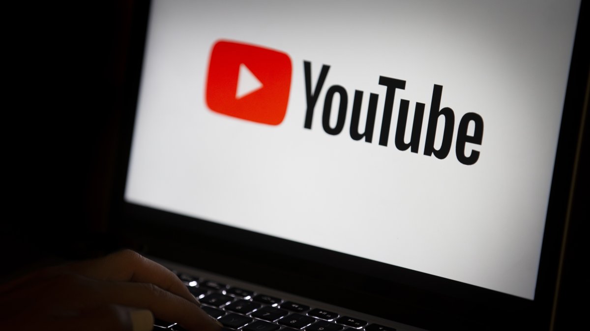 Fact Checkers Say YouTube Lets Its Platform Be 'Weaponized' – NBC New York - Vimarsana News