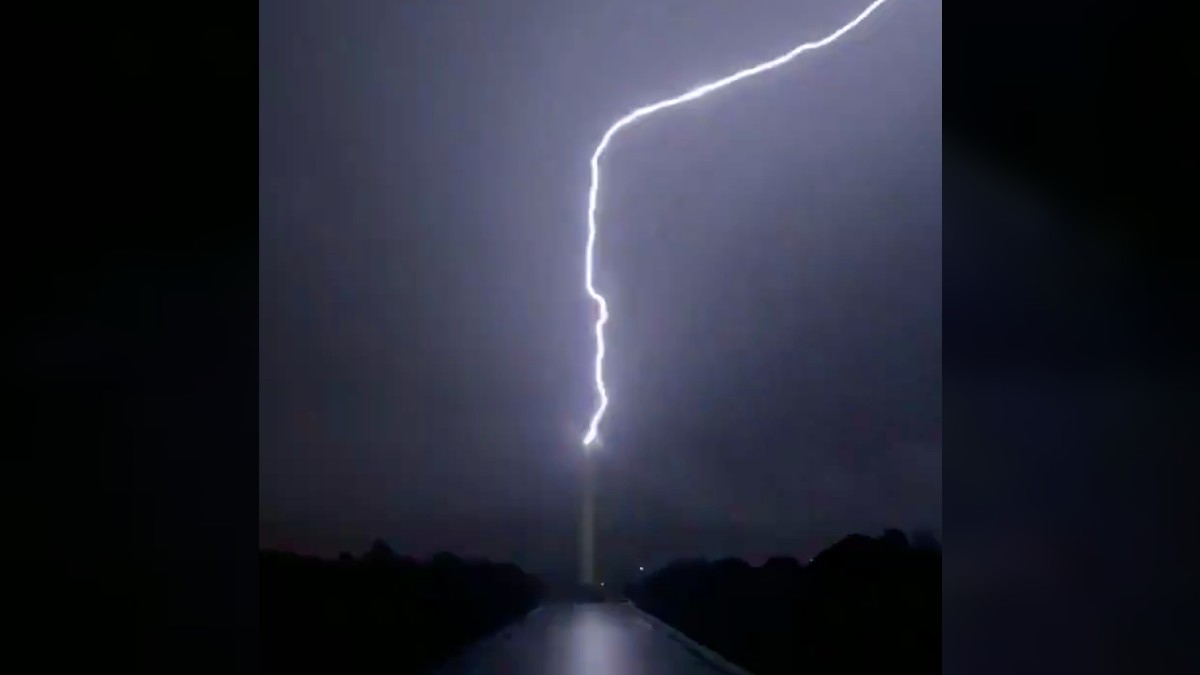 Washington Monument Closure Extended After Lightning Strike Video Nbc New York 