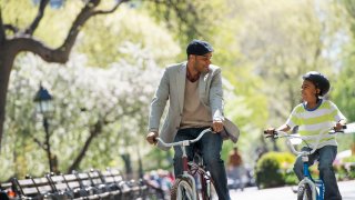 Paid Family Leave Could Help 37% of Unemployed Americans Return to Work Sooner, Survey Shows