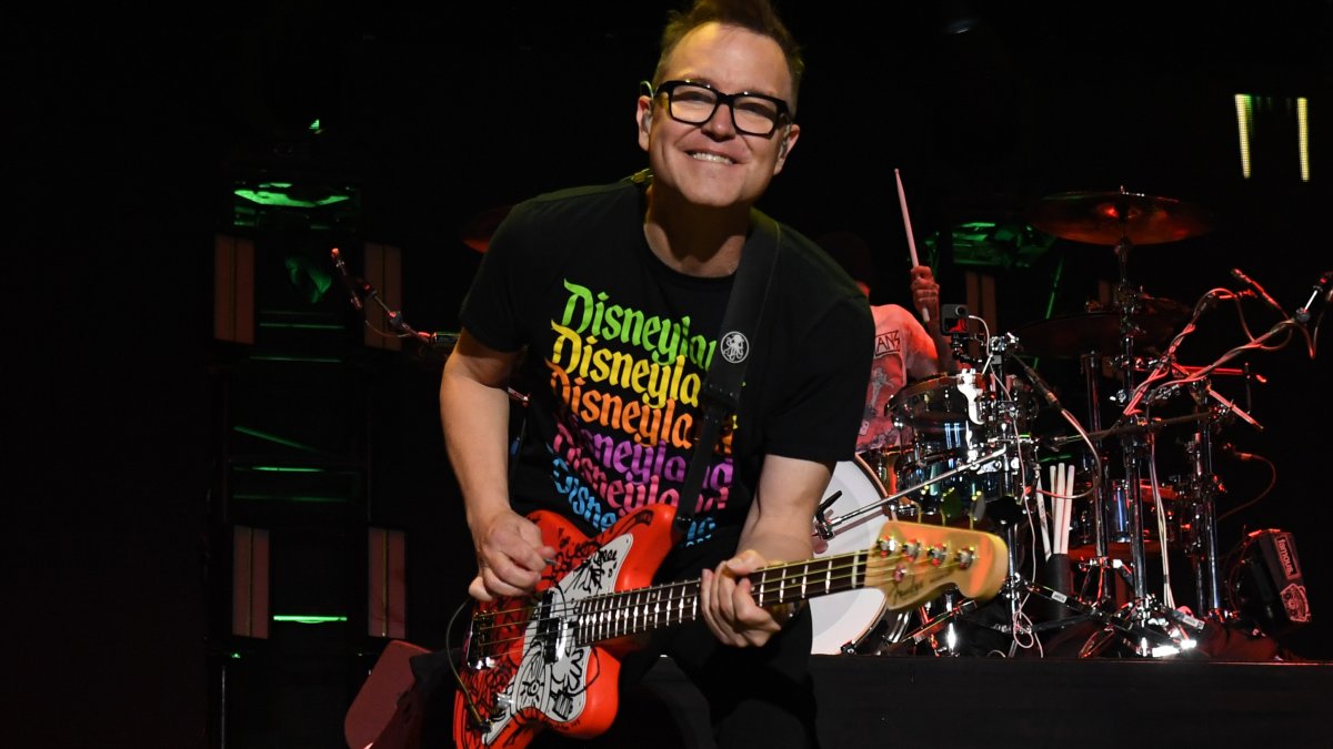Mark Hoppus Is Cancer Free 3 Months After Sharing Diagnosis - Vimarsana News