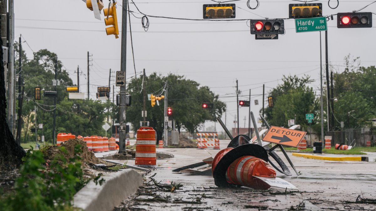 Nicholas Makes Landfall as Cat. 1 Hurricane Along Texas Gulf Coast ...