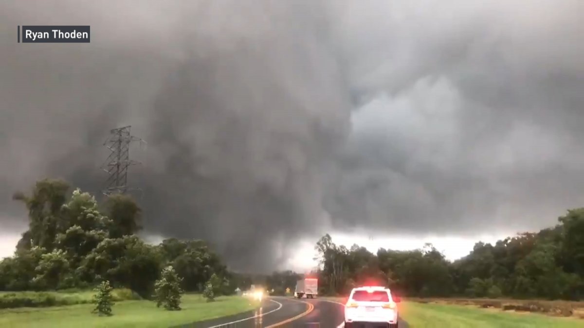 Tornado Caught on Camera in New Jersey – NBC New York
