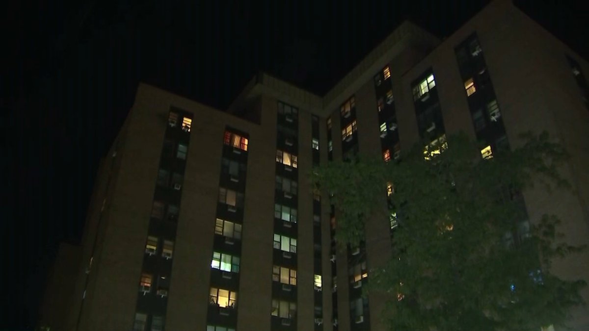 Distraught Man Leaps From Yonkers Building, Lands on Another Man Below,  Killing Both – NBC New York