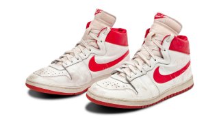 Michael Jordan Earliest Known Regular Season Nikes