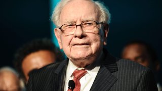 Warren Buffett Said It Was ‘a Mistake’ to Have a Debt Ceiling a Decade Ago—Here’s Why