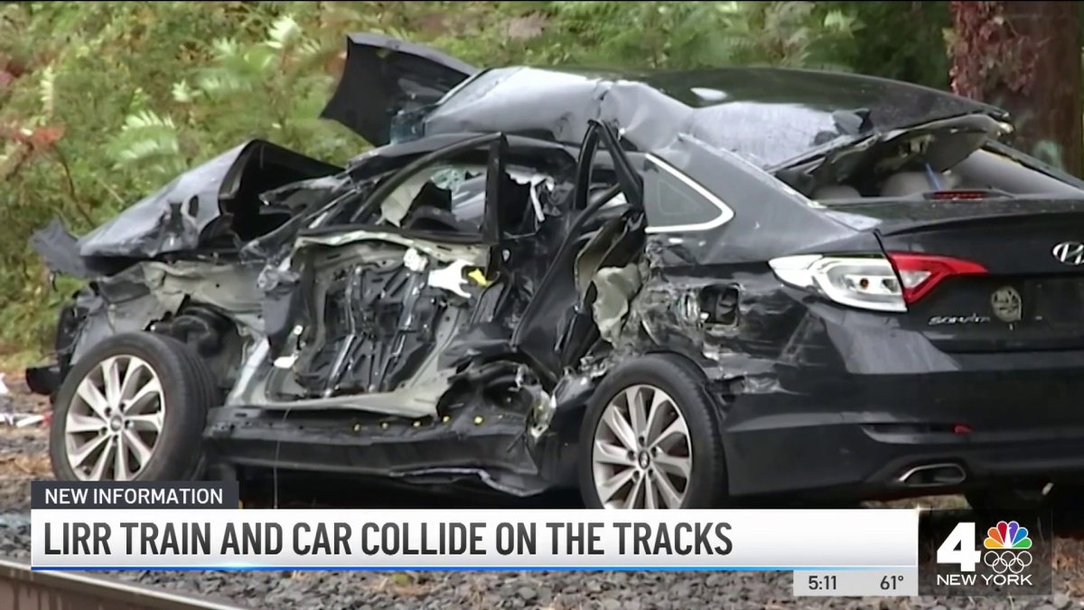 LIRR Train And Car Collide on The Tracks – NBC New York