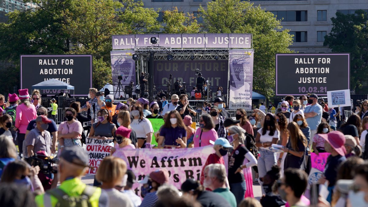 DC Women's March for Abortion Rights Marches to Supreme Court – NBC New York - Vimarsana News