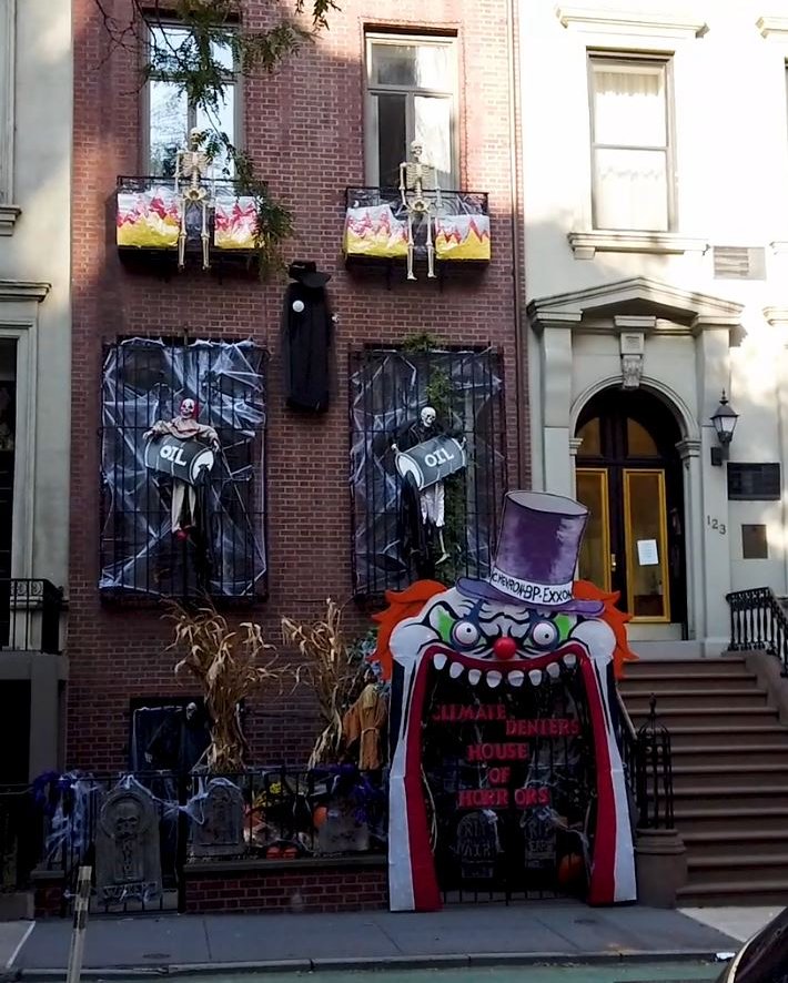 NYC Haunted Houses Where to Find the Scariest Decorations This