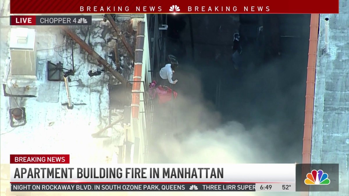 Chopper 4 Over Manhattan Apartment Building Fire – NBC New York