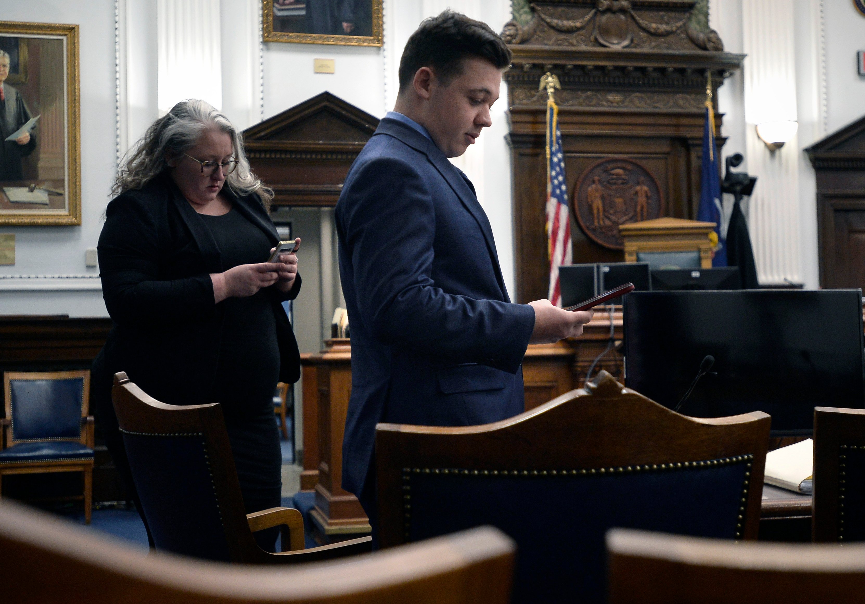 Kyle Rittenhouse Trial Live: Jurors Head Into Fourth Day of Deliberations - Vimarsana News