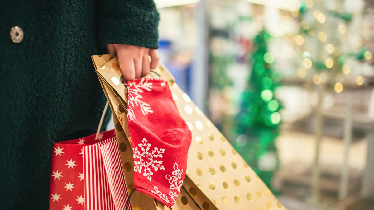 Four Ways to Limit Your Holiday Debt – NBC New York - Vimarsana News
